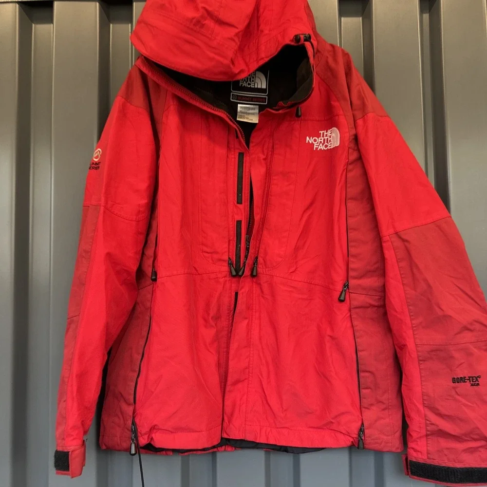 The North Face Summit Series Gore-Tex XCR Jacket Mens L Red Hooded Shell Coat